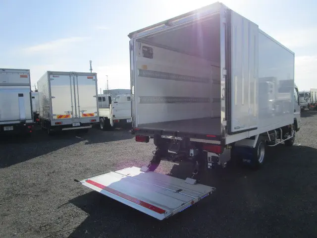 三菱 キャンター 2RG-FEB80(2WD)の写真38