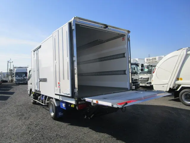 三菱 キャンター 2RG-FEB80(2WD)の写真39