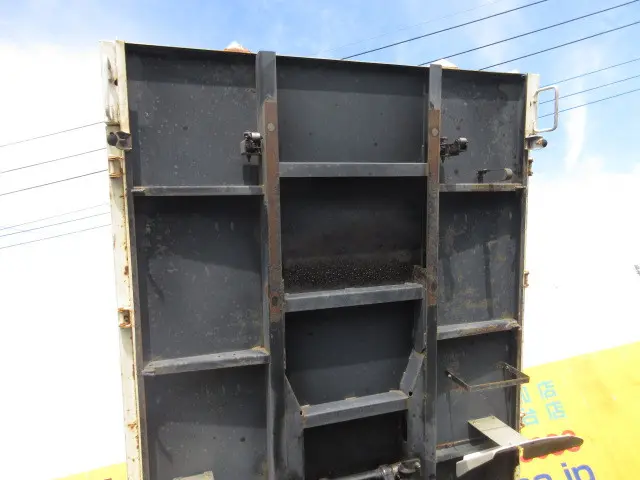 三菱 キャンター KK-FE71EBD(2WD)の写真16