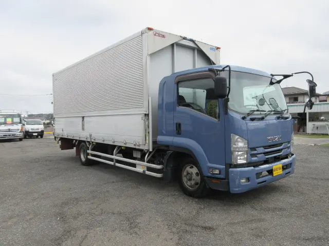 いすゞ フォワード TKG-FRR90S2(2WD)の写真2