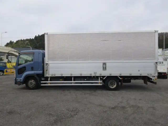 いすゞ フォワード TKG-FRR90S2(2WD)の写真5