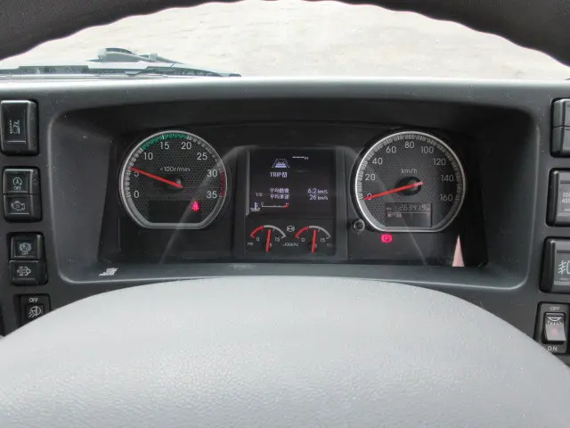 いすゞ フォワード TKG-FRR90S2(2WD)の写真14