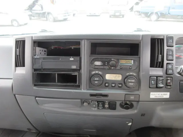 いすゞ フォワード TKG-FRR90S2(2WD)の写真15