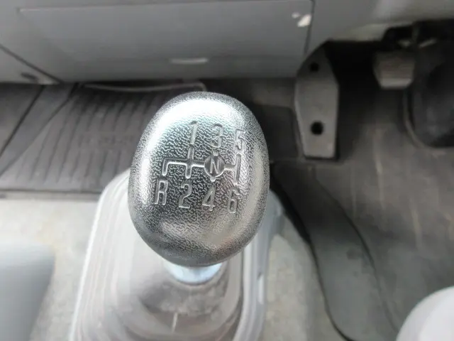 いすゞ フォワード TKG-FRR90S2(2WD)の写真17