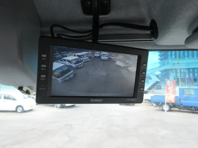 いすゞ フォワード TKG-FRR90S2(2WD)の写真18