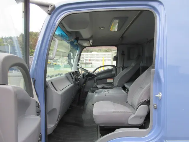 いすゞ フォワード TKG-FRR90S2(2WD)の写真22