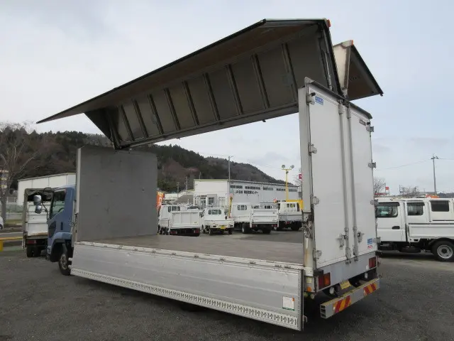 いすゞ フォワード TKG-FRR90S2(2WD)の写真36