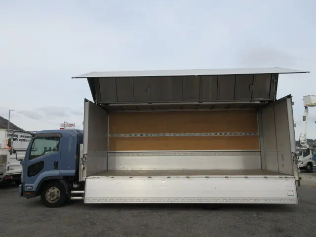 いすゞ フォワード TKG-FRR90S2(2WD)の写真37