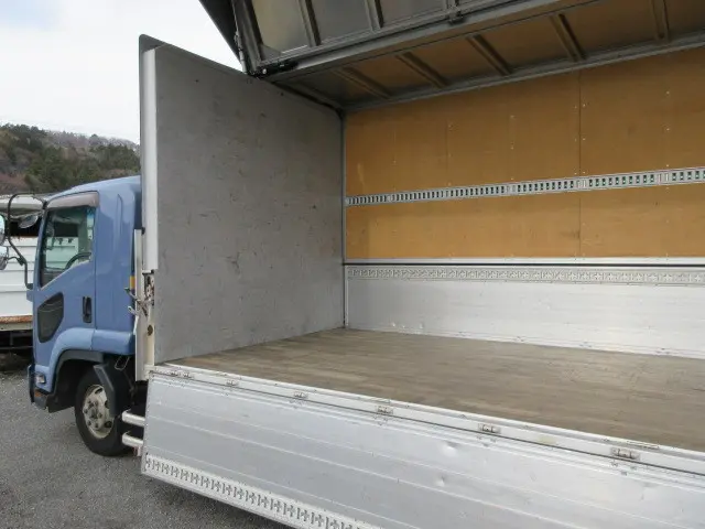 いすゞ フォワード TKG-FRR90S2(2WD)の写真38