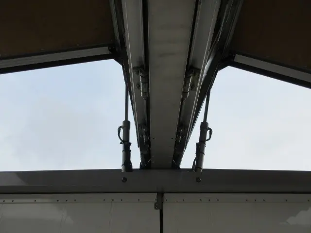 いすゞ フォワード TKG-FRR90S2(2WD)の写真43