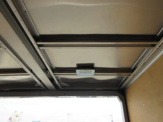 いすゞ フォワード TKG-FRR90S2(2WD)の写真45