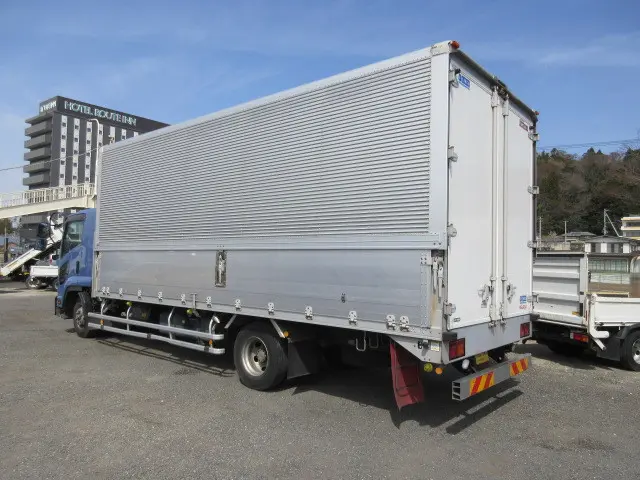 いすゞ フォワード TKG-FRR90S2(2WD)の写真3