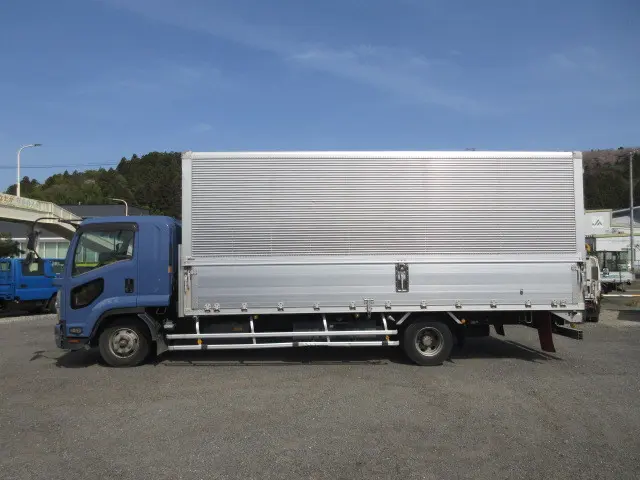 いすゞ フォワード TKG-FRR90S2(2WD)の写真5