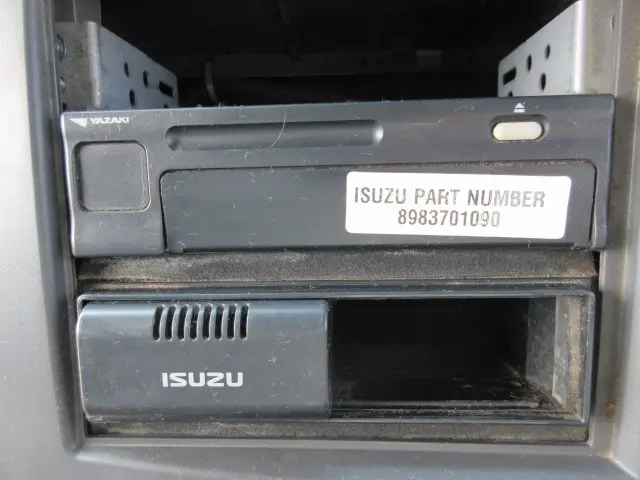 いすゞ フォワード TKG-FRR90S2(2WD)の写真20