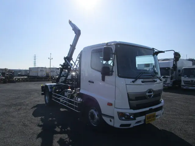 日野 レンジャー 2KG-FE2ACA(2WD)の写真7