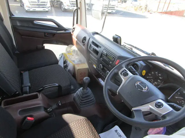日野 レンジャー 2KG-FE2ACA(2WD)の写真14