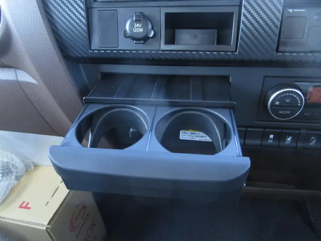 日野 レンジャー 2KG-FE2ACA(2WD)の写真23