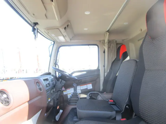 日野 レンジャー 2KG-FE2ACA(2WD)の写真25