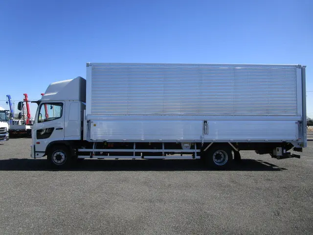 日野 レンジャー 2KG-FE2ACG(2WD)の写真9