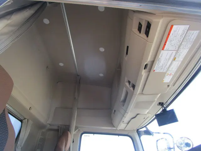 日野 レンジャー 2KG-FE2ACG(2WD)の写真21