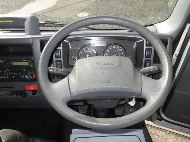 いすゞ エルフ 2RG-NPR88AR(2WD)の写真12