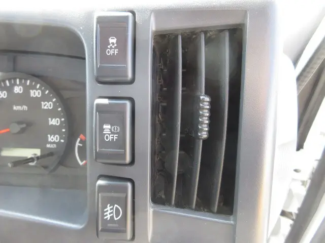 いすゞ エルフ 2RG-NPR88AR(2WD)の写真16
