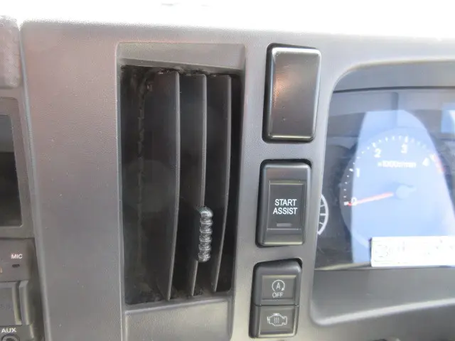 いすゞ エルフ 2RG-NPR88AR(2WD)の写真18