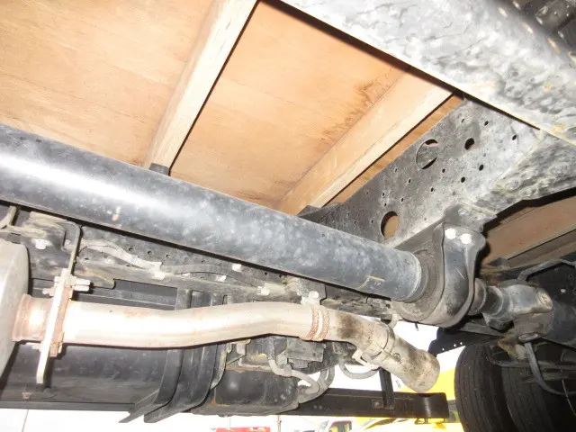 いすゞ エルフ 2RG-NPR88AR(2WD)の写真38