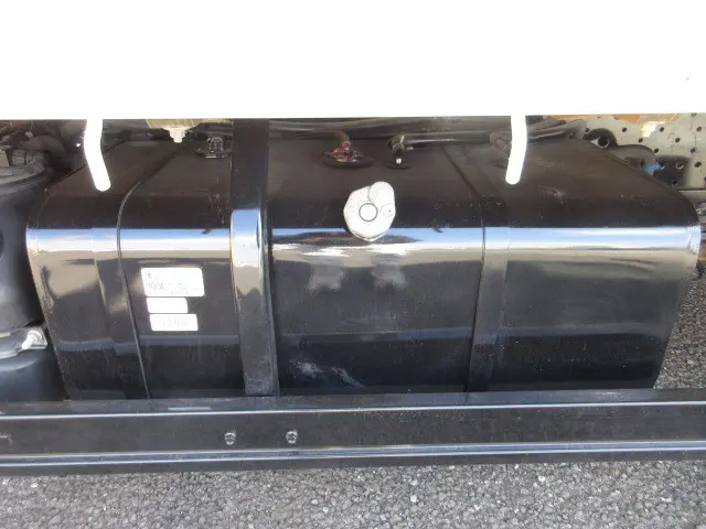 いすゞ エルフ 2RG-NPR88AR(2WD)の写真40