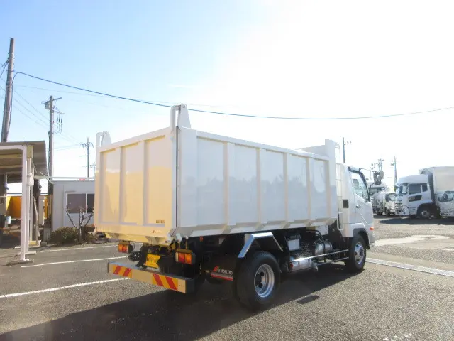 三菱 ファイター 2KG-FK72F(2WD)の写真4