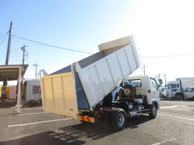 三菱 ファイター 2KG-FK72F(2WD)の写真10