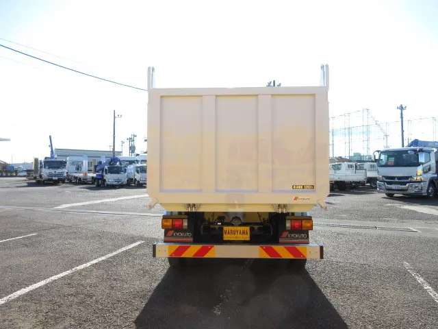 三菱 ファイター 2KG-FK72F(2WD)の写真13