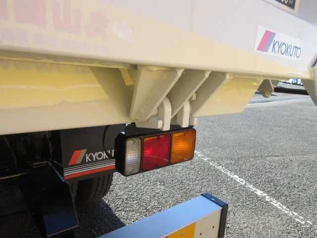 三菱 ファイター 2KG-FK72F(2WD)の写真17