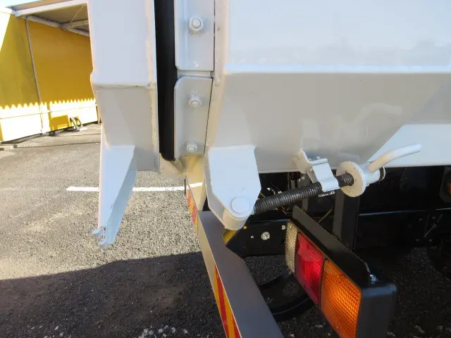 三菱 ファイター 2KG-FK72F(2WD)の写真19