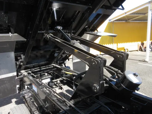 三菱 ファイター 2KG-FK72F(2WD)の写真22