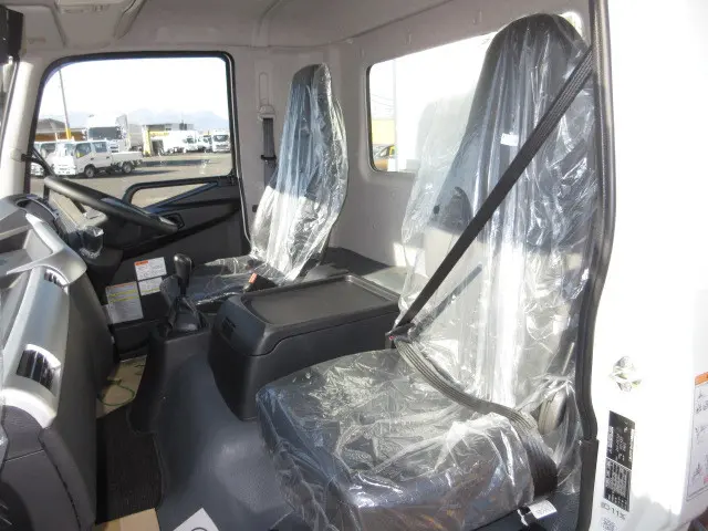 三菱 ファイター 2KG-FK72F(2WD)の写真33