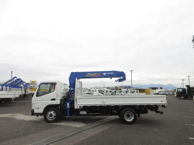 三菱 キャンター 2PG-FEB80(2WD)の写真5