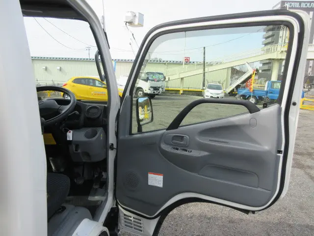 トヨタ ダイナ 2PG-GDY281(4WD)の写真11