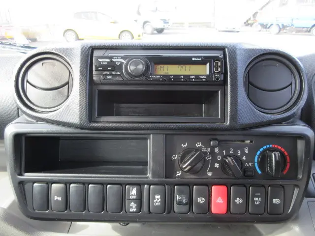 トヨタ ダイナ 2PG-GDY281(4WD)の写真16