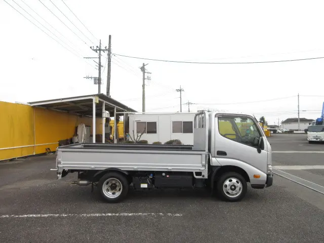 トヨタ ダイナ 2PG-GDY281(4WD)の写真6