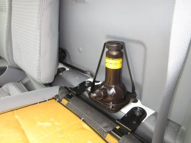 トヨタ ダイナ LDF-KFY281(4WD)の写真22