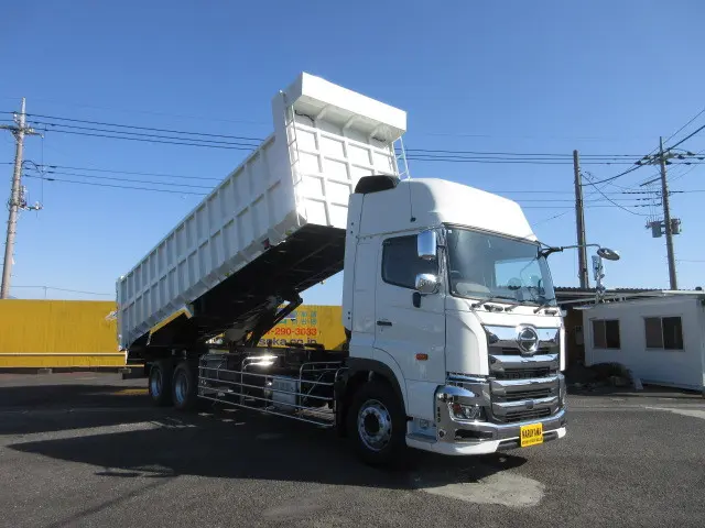 日野 プロフィア 2DG-FS1AHE(6x4)の写真2