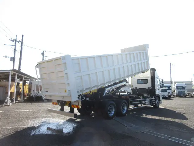 日野 プロフィア 2DG-FS1AHE(6x4)の写真4
