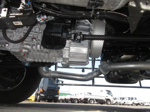 日野 プロフィア 2DG-FS1AHE(6x4)の写真32