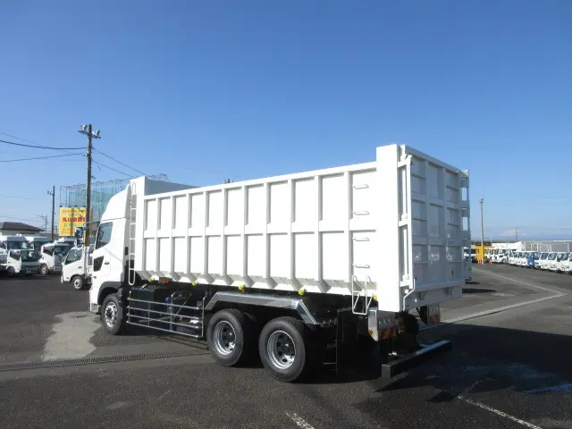 日野 プロフィア 2DG-FS1AJE(6x4)の写真8
