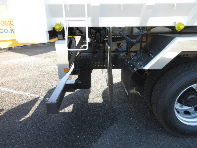 日野 プロフィア 2DG-FS1AJE(6x4)の写真40