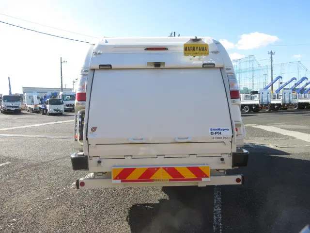 日野 レンジャー 2KG-FD2ABA(2WD)の写真7