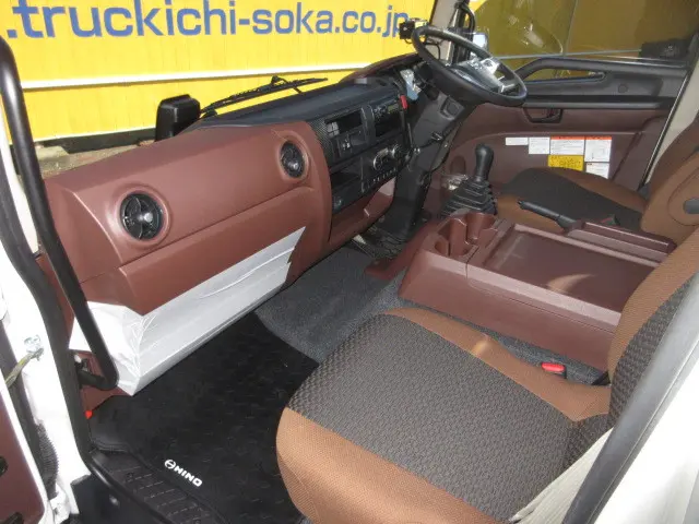 日野 レンジャー 2KG-FD2ABA(2WD)の写真18