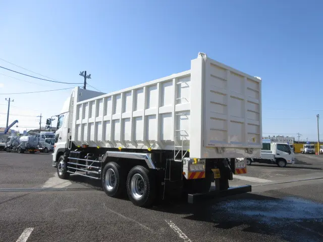 日野 プロフィア 2DG-FS1AJE(6x4)の写真3