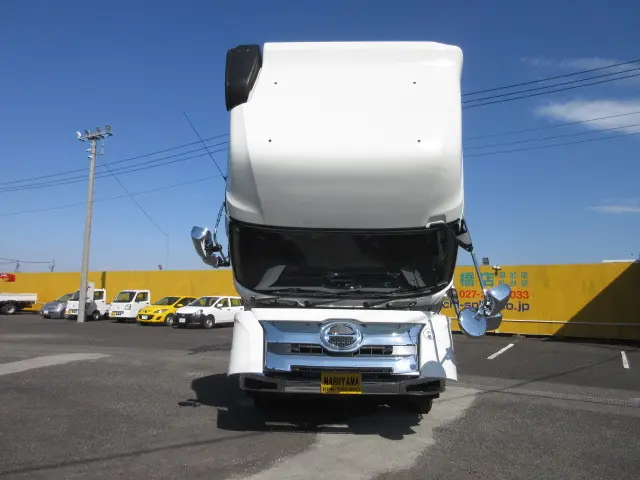 日野 プロフィア 2DG-FS1AJE(6x4)の写真23